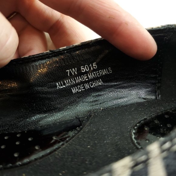 Cato's Womens Black White Zebra Print Square Toe Slip On Ballet Flats Size 7W - Picture 12 of 15